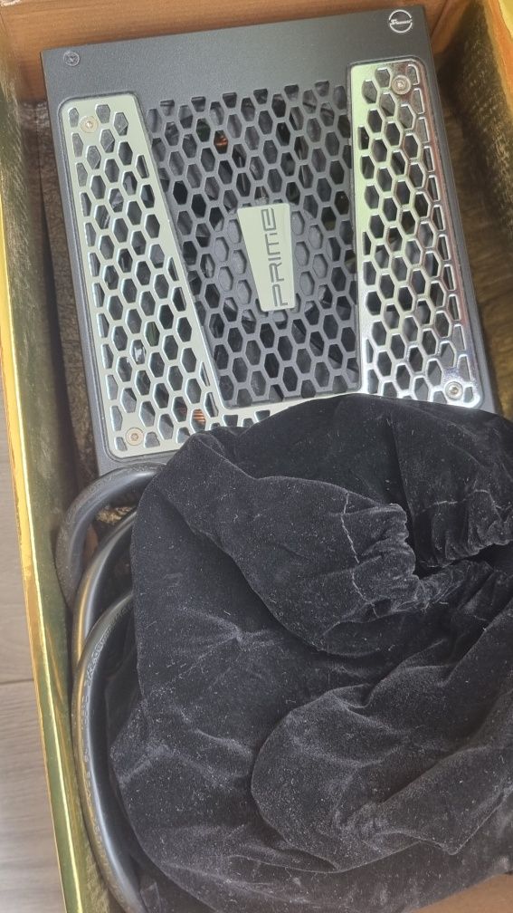 Блок питания Seasonic Prime GX-1300 w