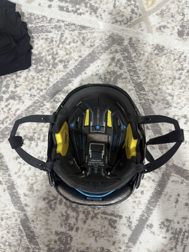 Шлем хоккейный Bauer reakt 200