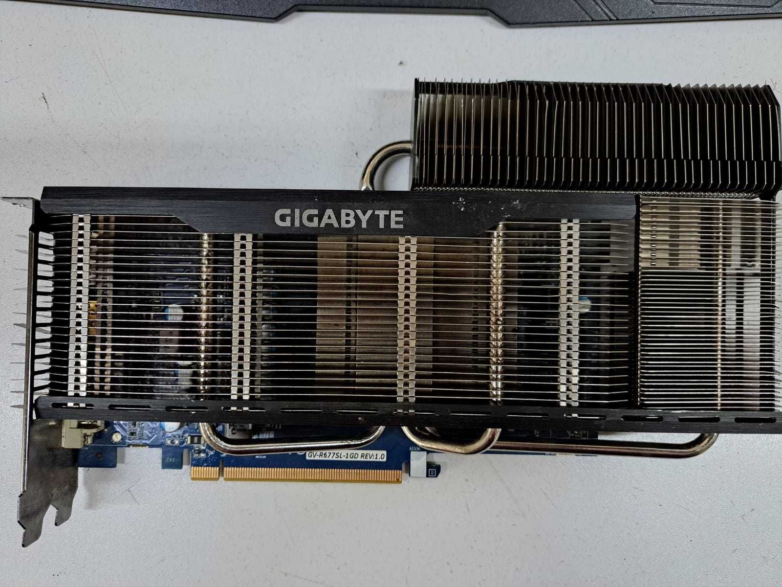 Продам видеокарту GIGABYTE GV-R677SL-1GD