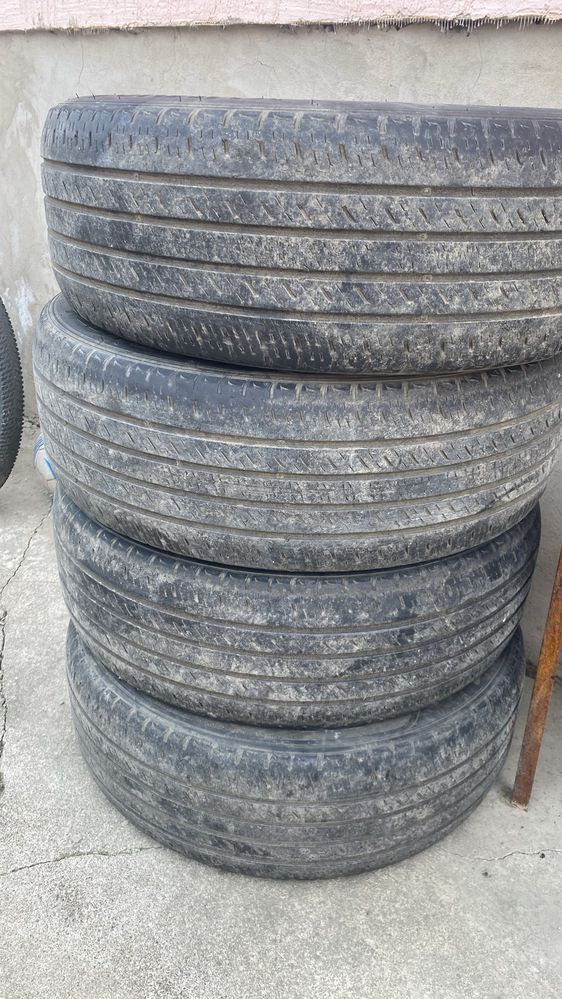 Продам летнюю резину