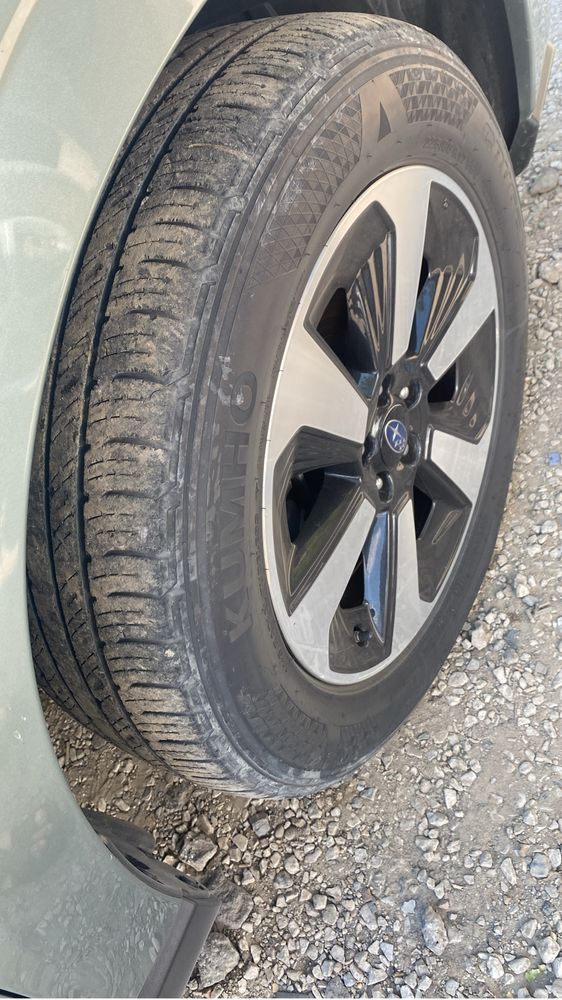 Продам шины 225 60 r17 3 шт  можно штучно