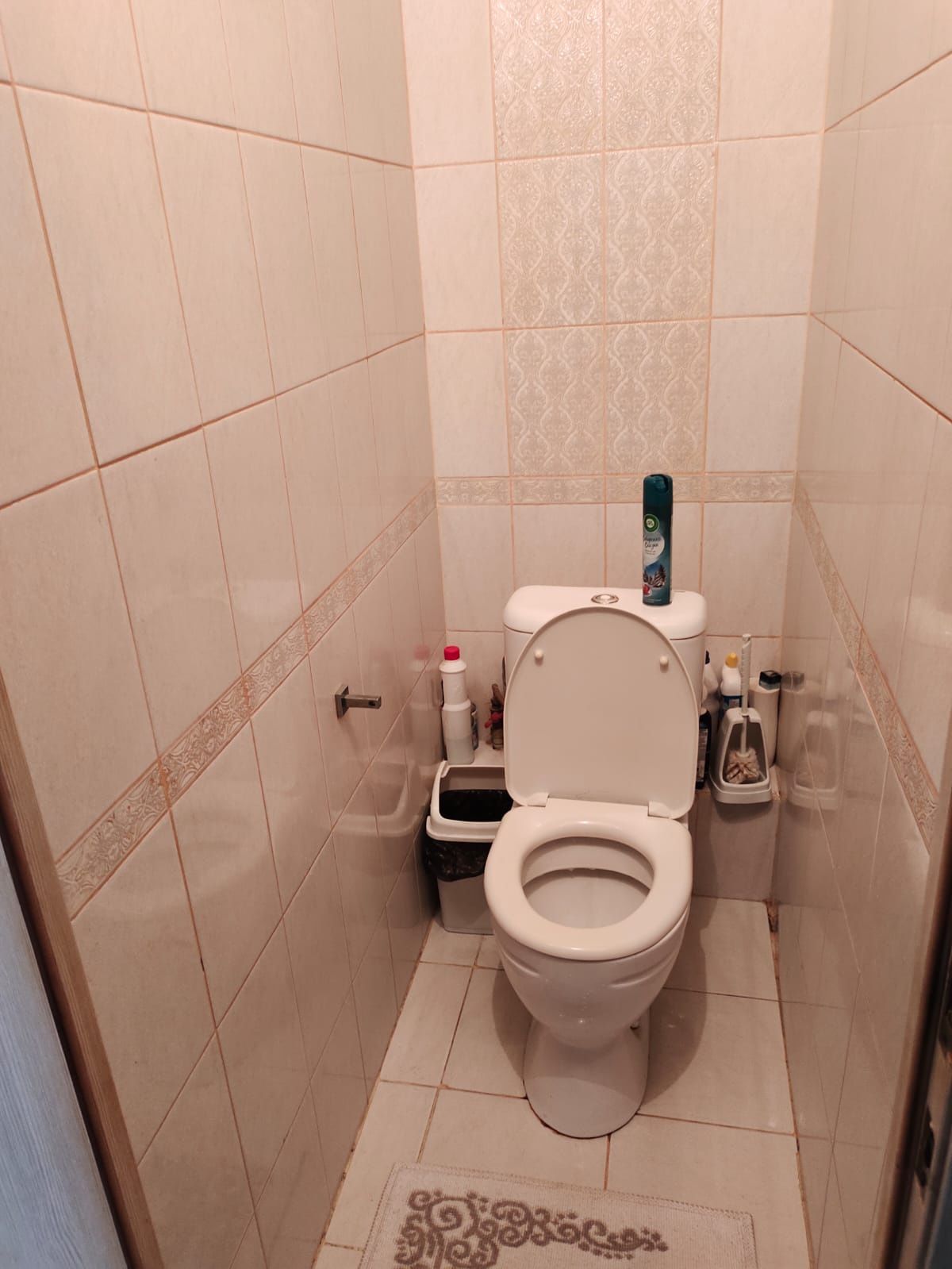 Квартира в Актау, в центре, 26 микр, Достык, центр-мечеть, 1-этаж, с п