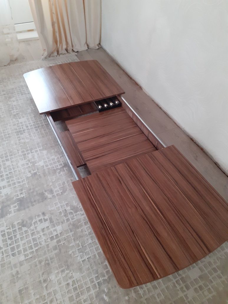 Продам стол раздвижной
