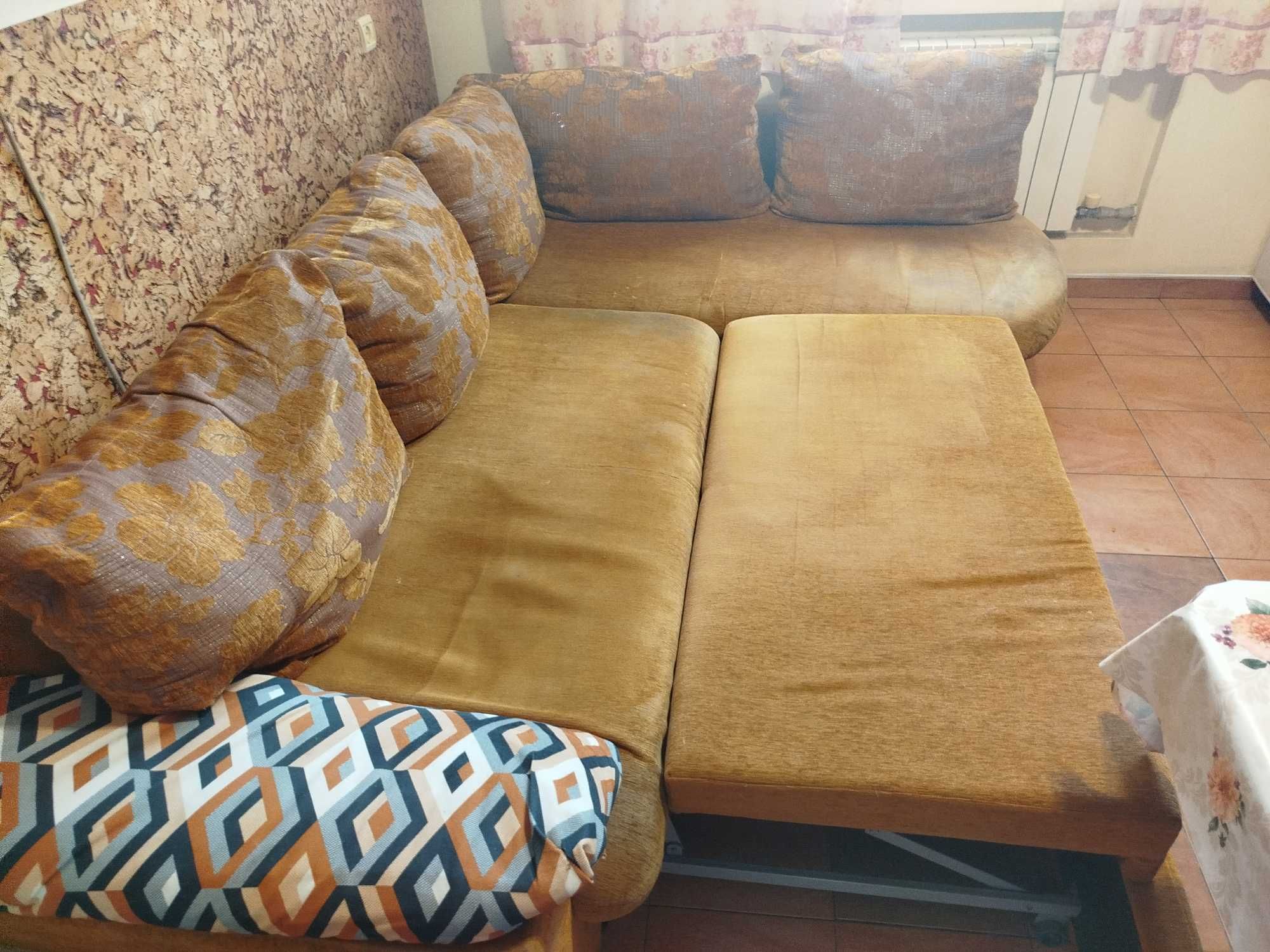 Продам угловой диван