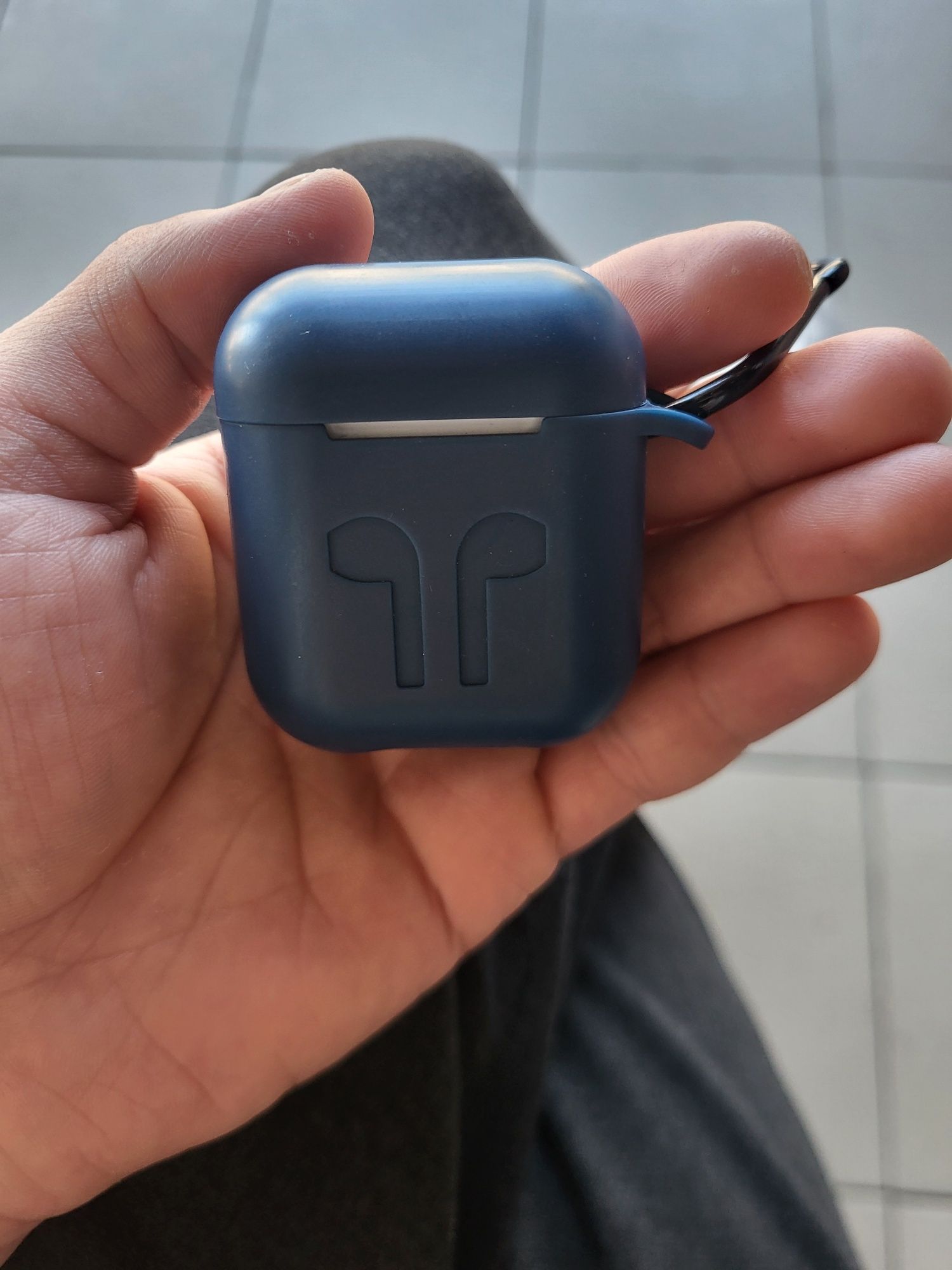 air pods 2, в хорошем состоянии