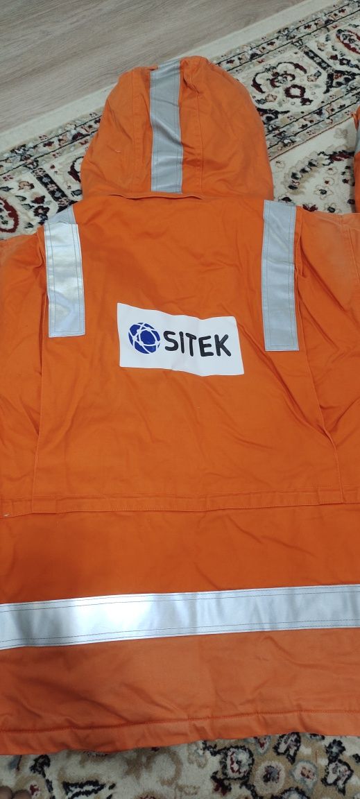 Продам спецовки зимние от 15 000 тг.