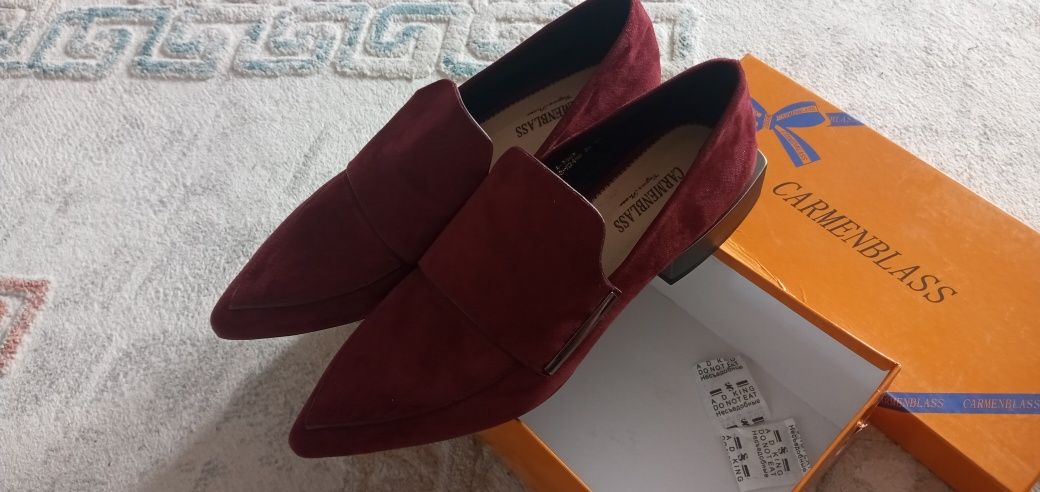 новый замшевый туфли продам