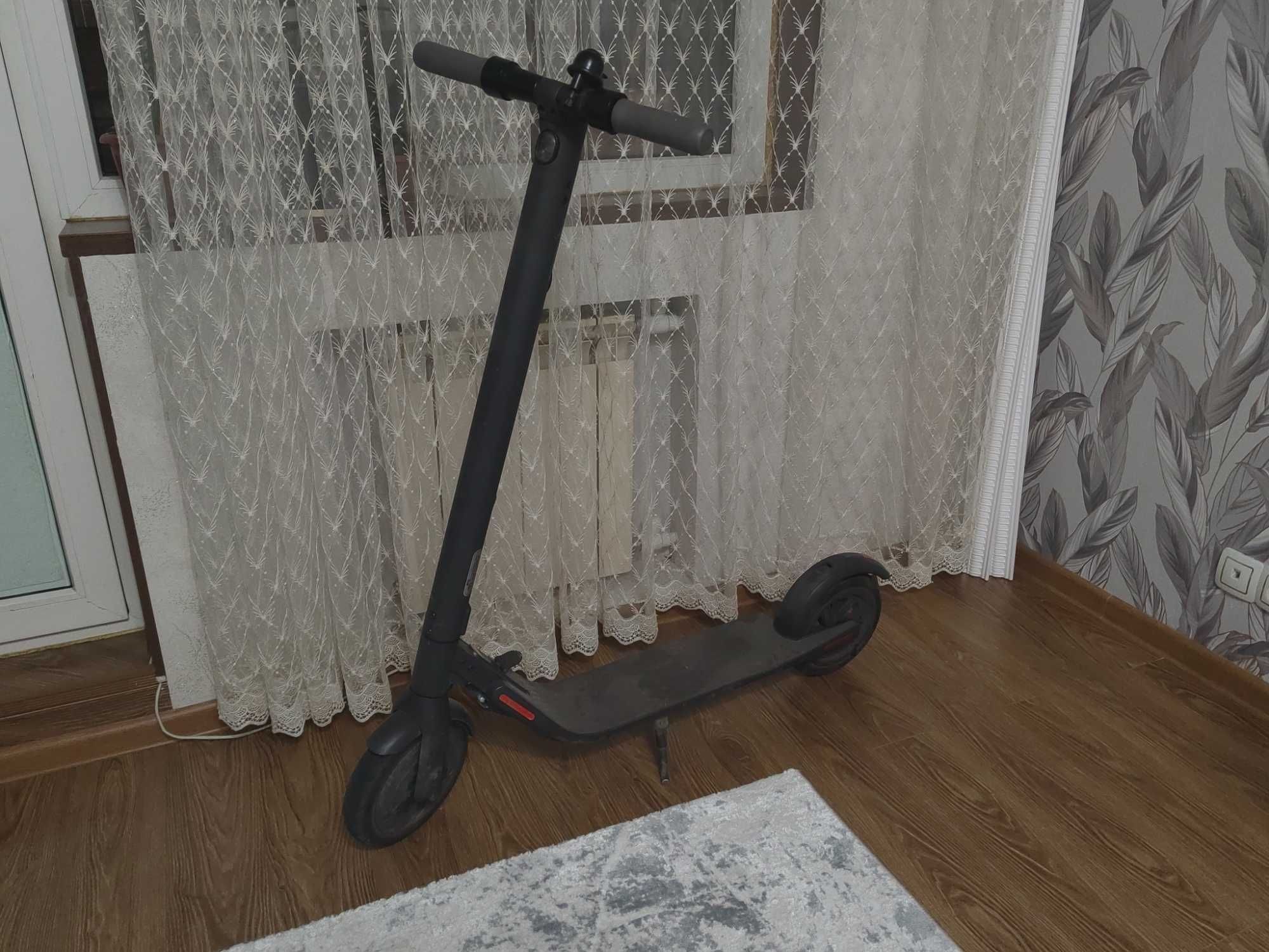 Электросамокат Ninebot E22