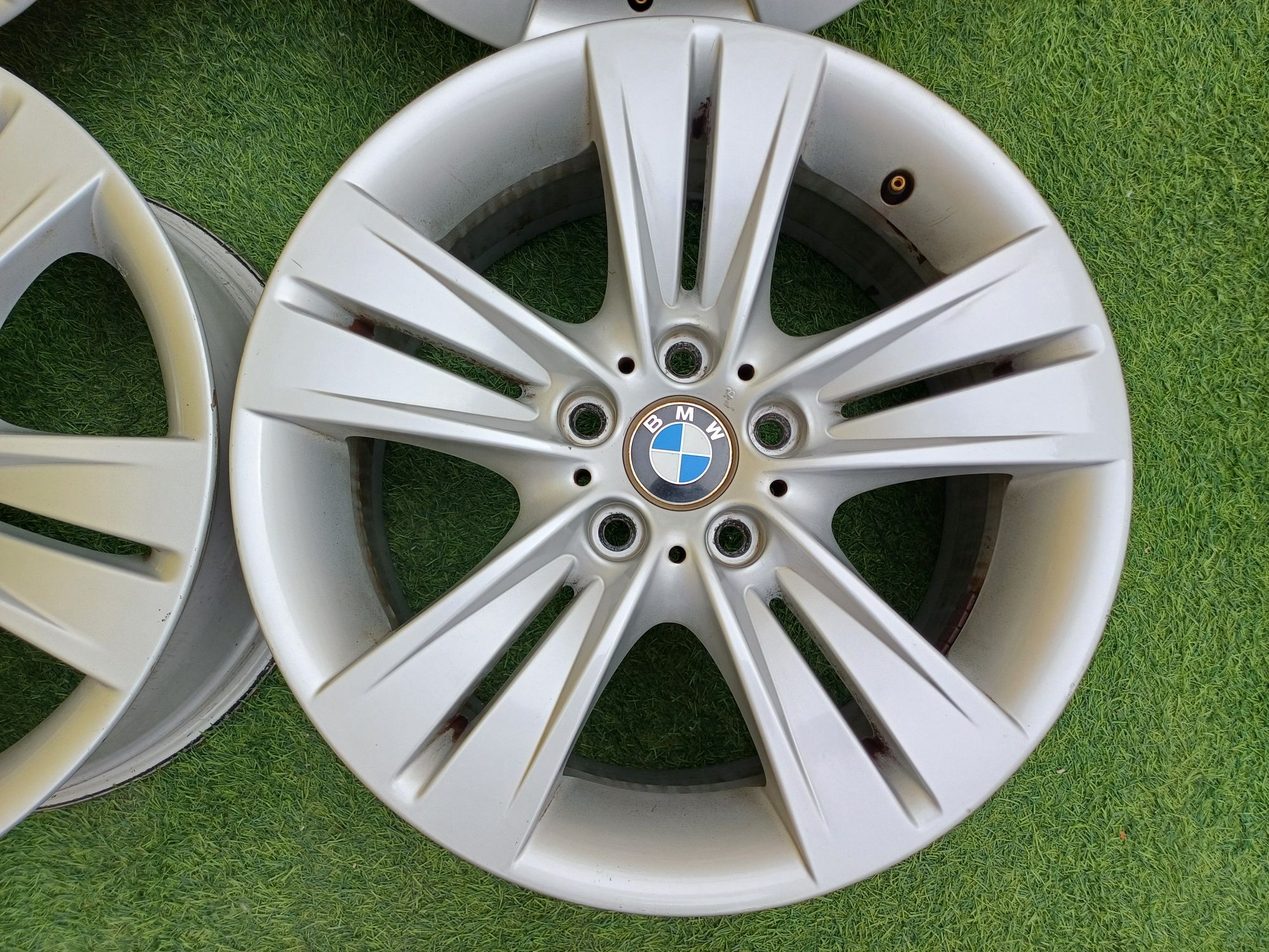 Диски R18 5x120 (Стиль 153) на BMW.