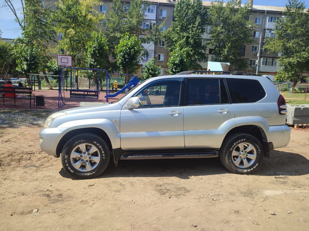 Таёту  Прадо 120