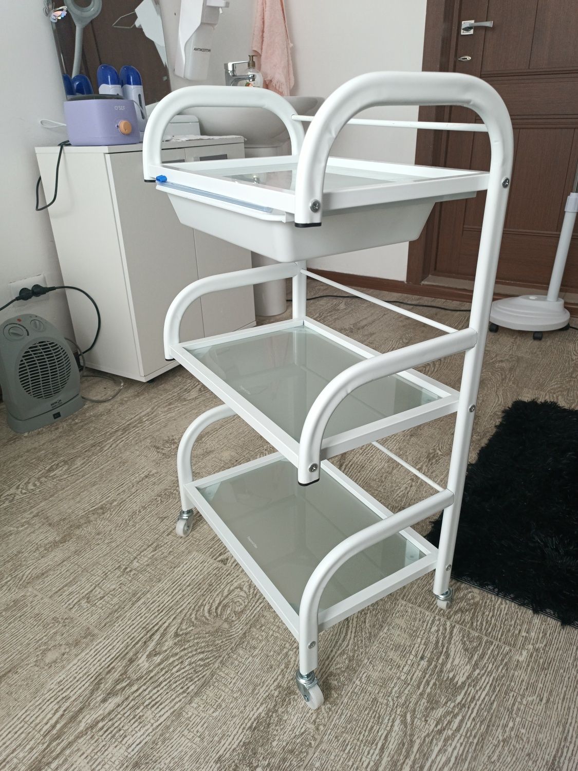 Срочно!Продам кушеткуи не только!