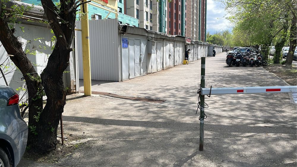 Сдам гараж под мото мастерскую
