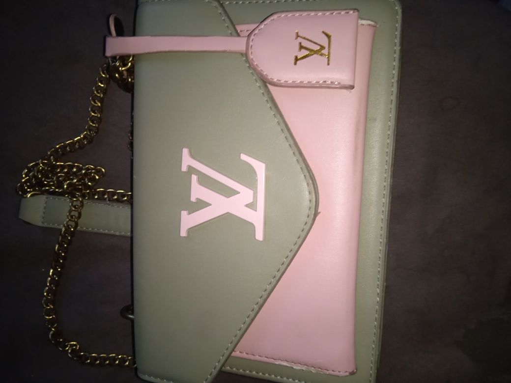 Сумка Louis Vuitton