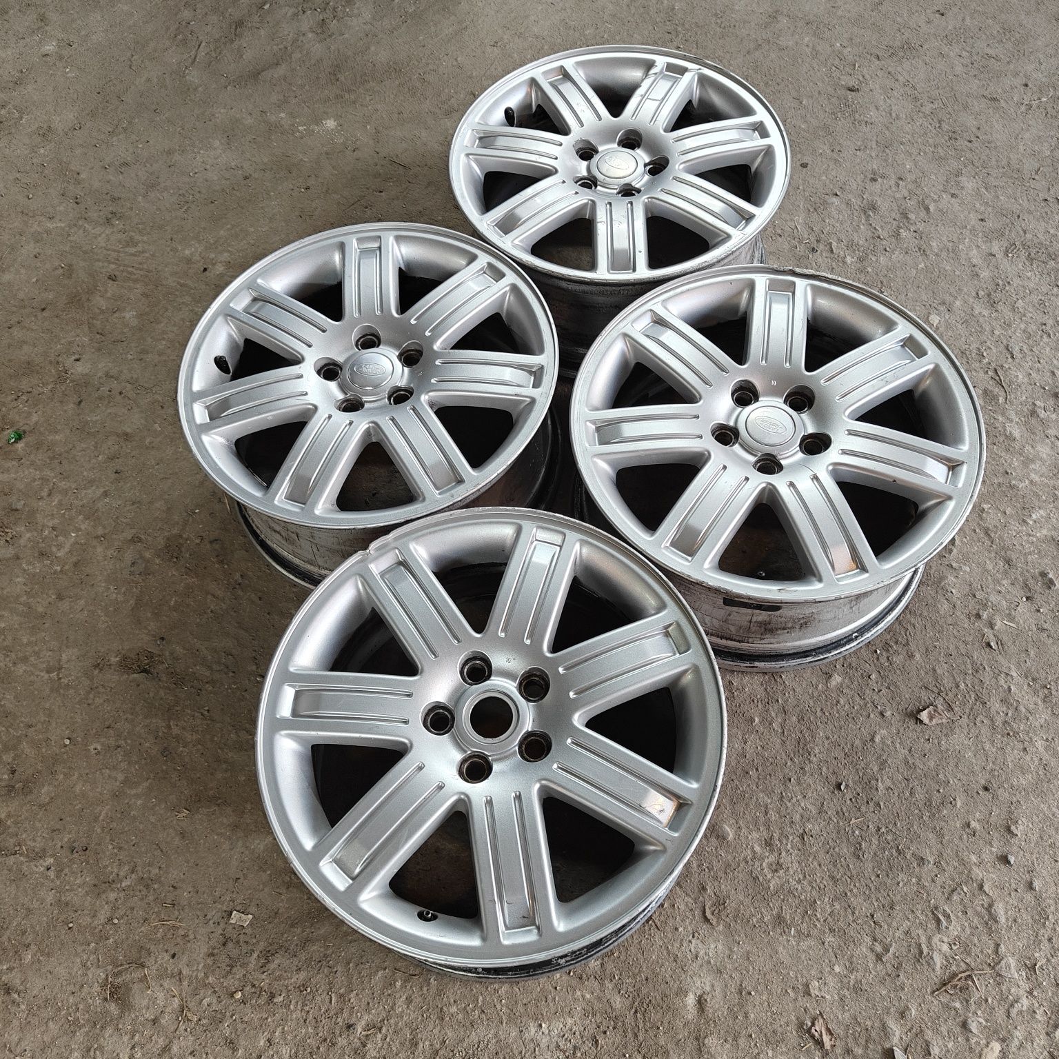 R19 PCD 5* 120 Комплект легкосплавных дисков