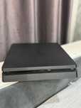 Продам Sony Playstation 4! С двумя джойстиками