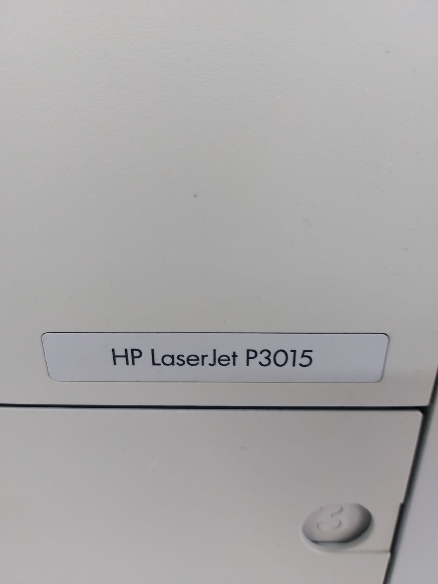 HP LaserJet P3015dn
Скоростной принтер