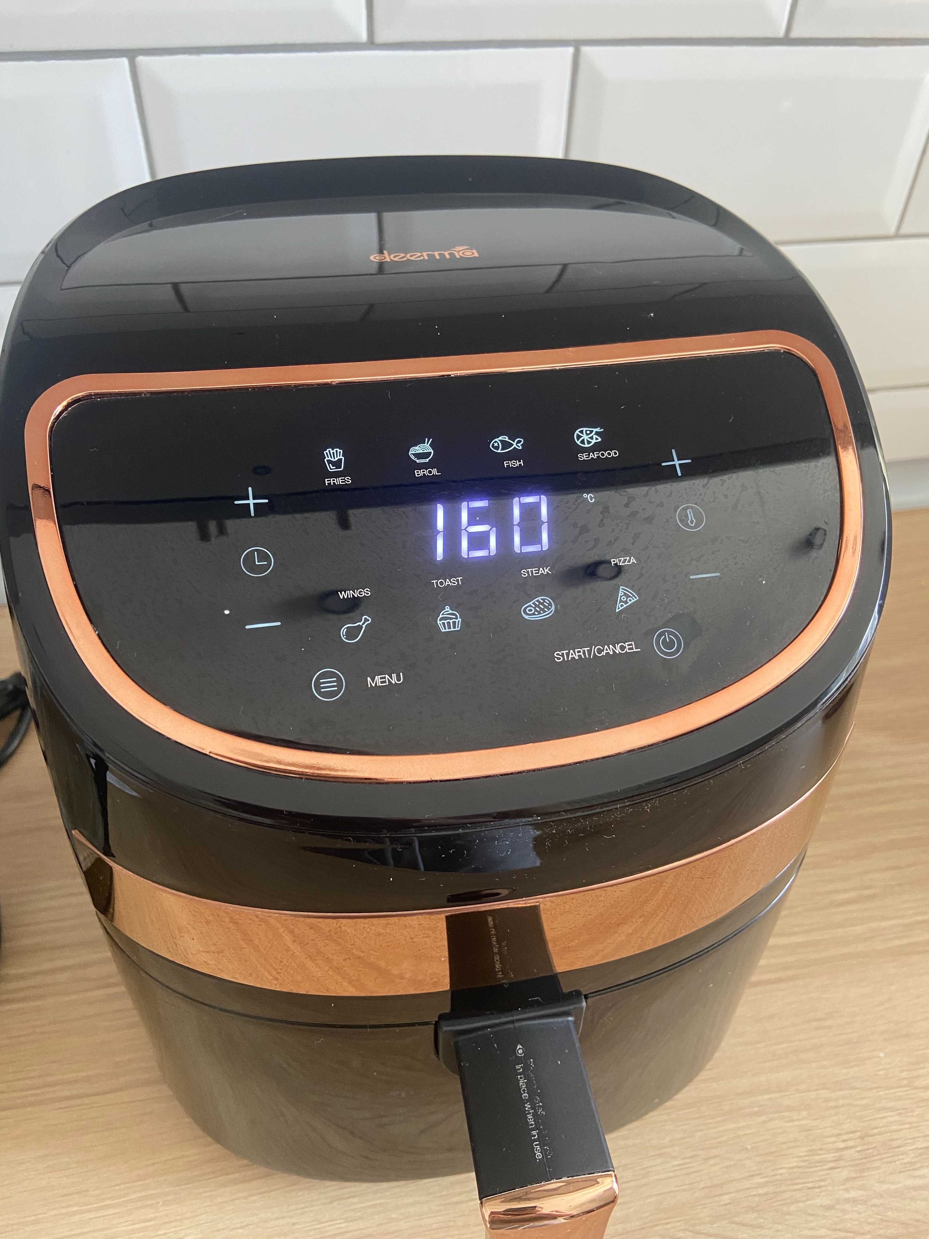 Аэрогриль Deerma air fryer dem-kz100