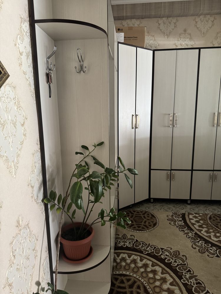Срочно продам прихожую