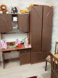 Шкаф и стол    стол и для компьютера выдвигается клавиатура