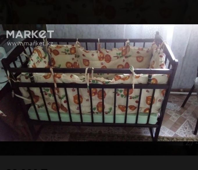 Детская кроватка