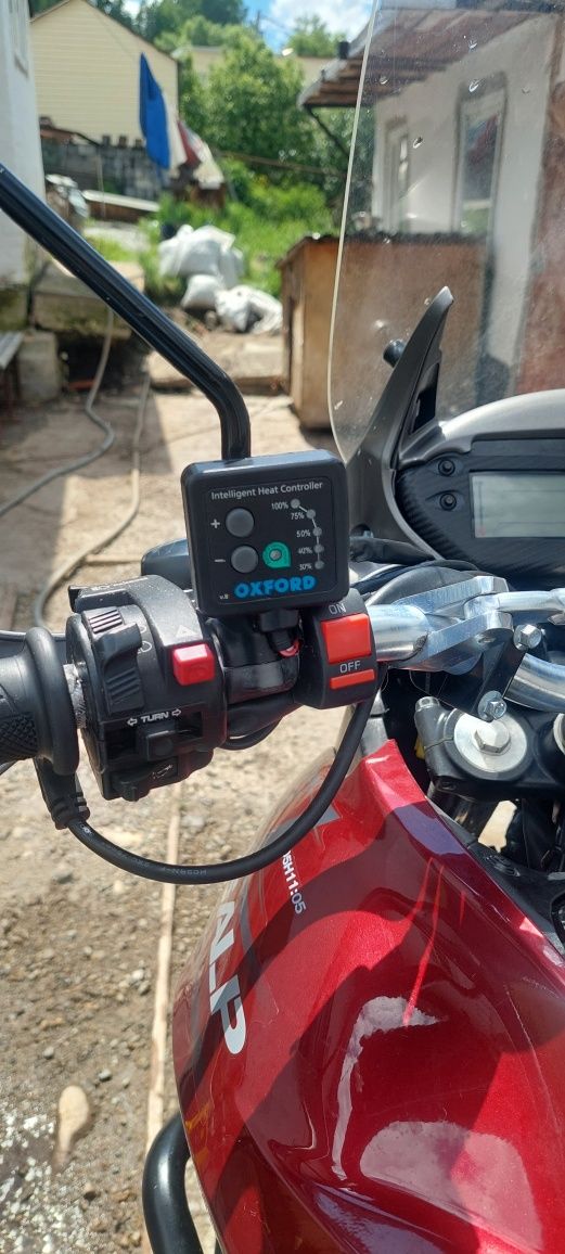Мотоцикл Honda transalp