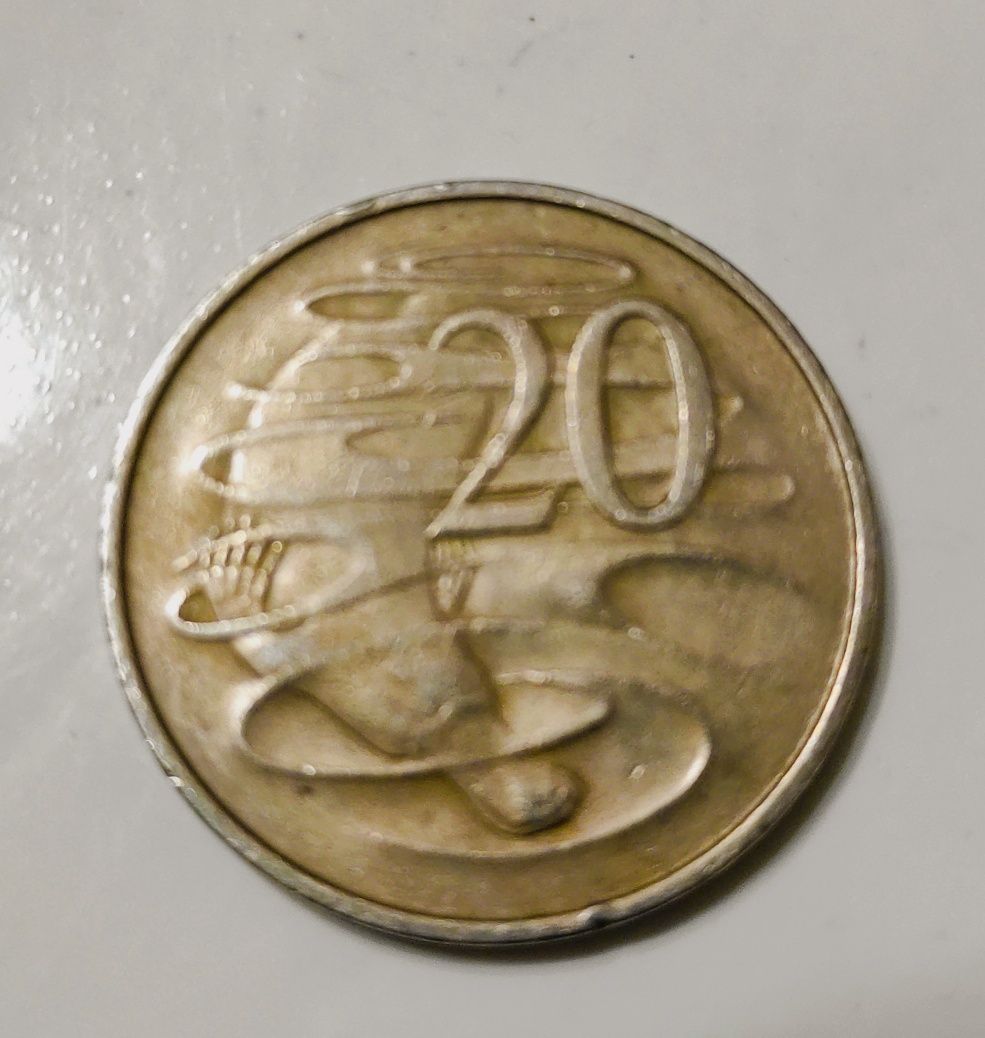 Продаю монету 20 центов Австралии 1967 год