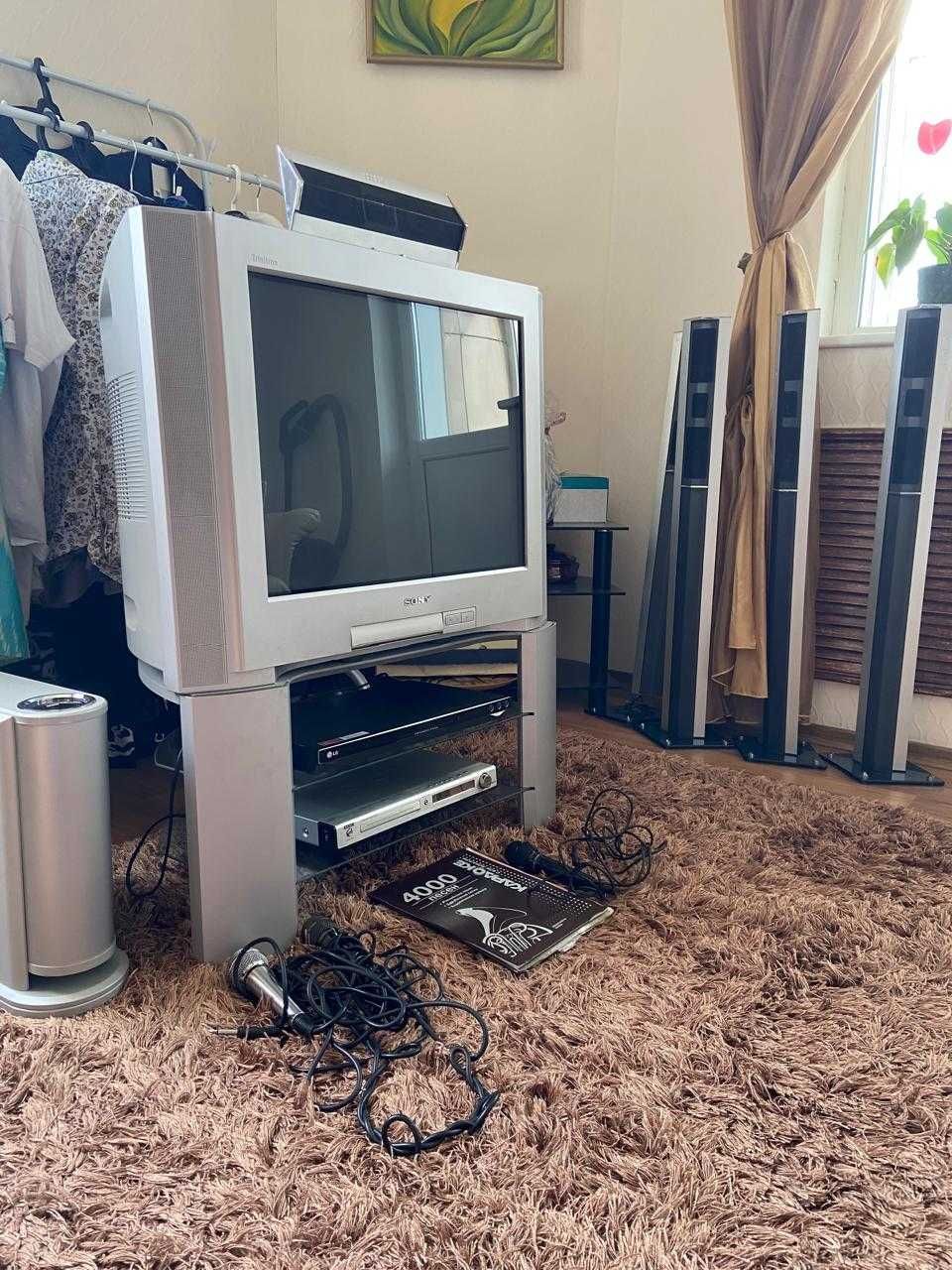 "SONY"  - домашний кинотеатр ретро стиля