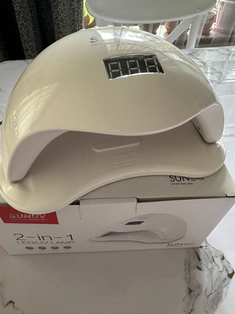 Продам лампу.Оригинальная!!!