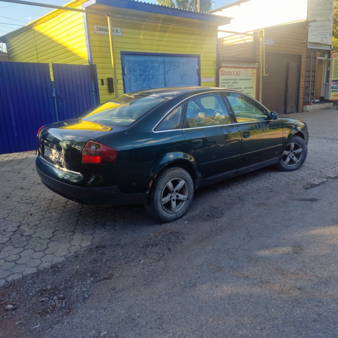 Audi a6 2.4 quattro