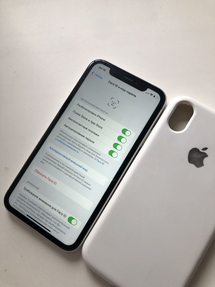 iPhone XR 64gb В идеальном состоянии