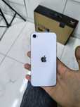 iPhone 8( корпус SE 2022) 64гб.акб 76%