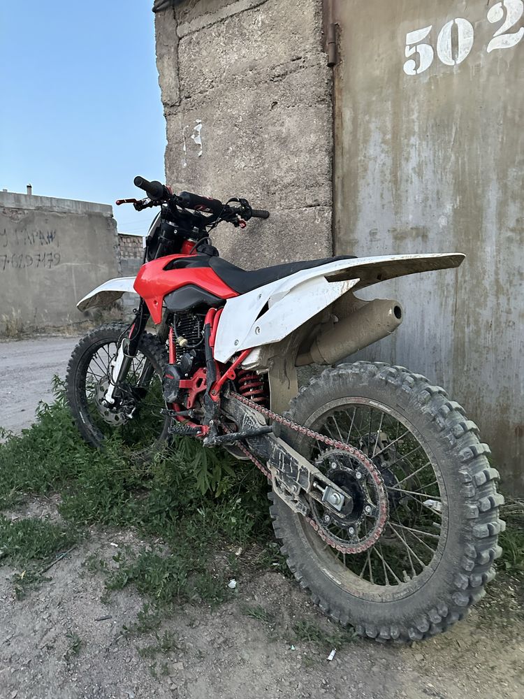 Продам эндуро мотоцикл