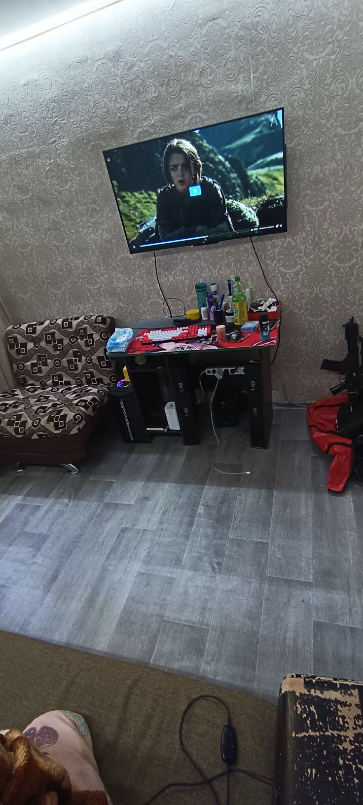Дом в центре Есика