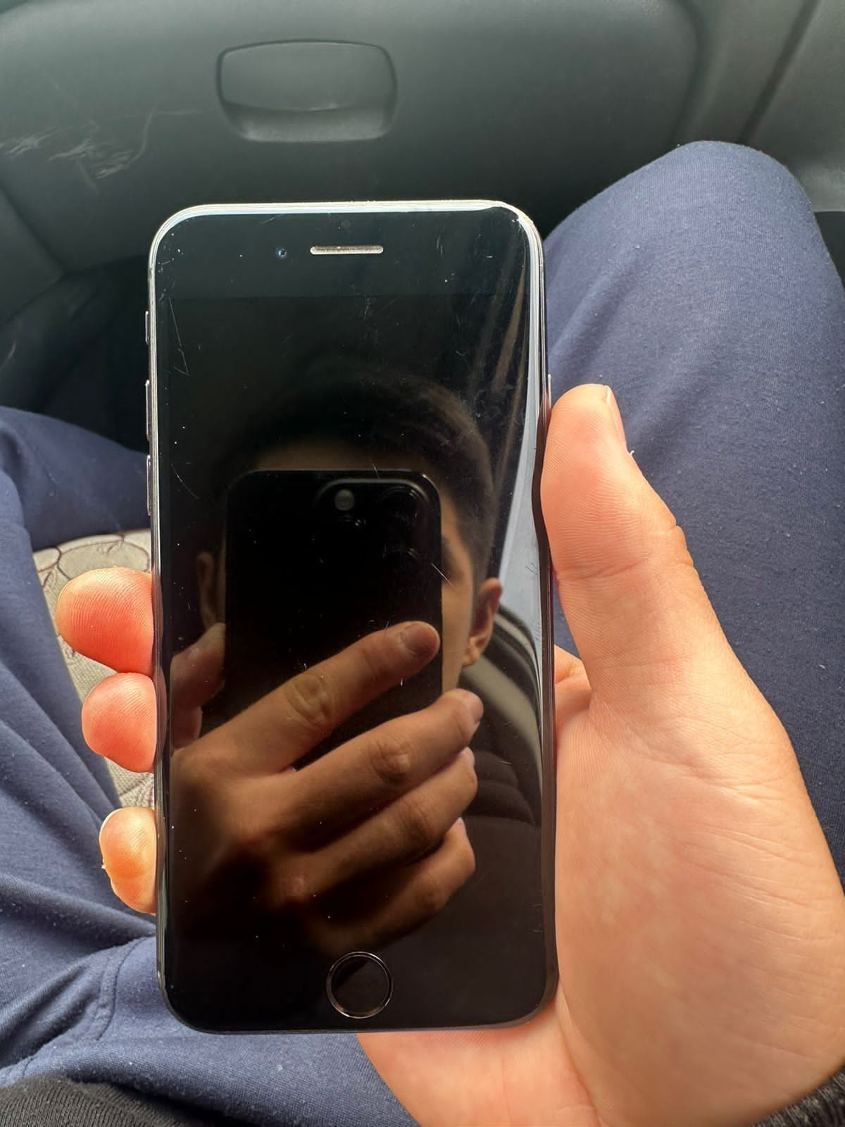 Айфон 8 64гб iPhone