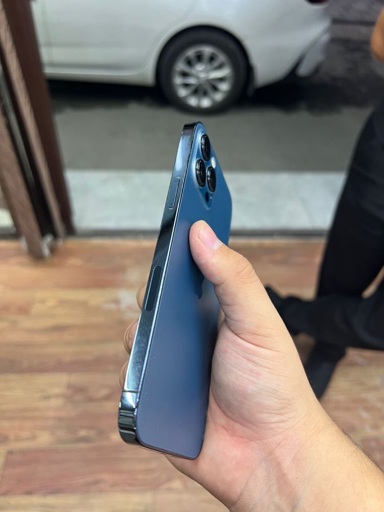 iPhone 12 pro max 80% емкост