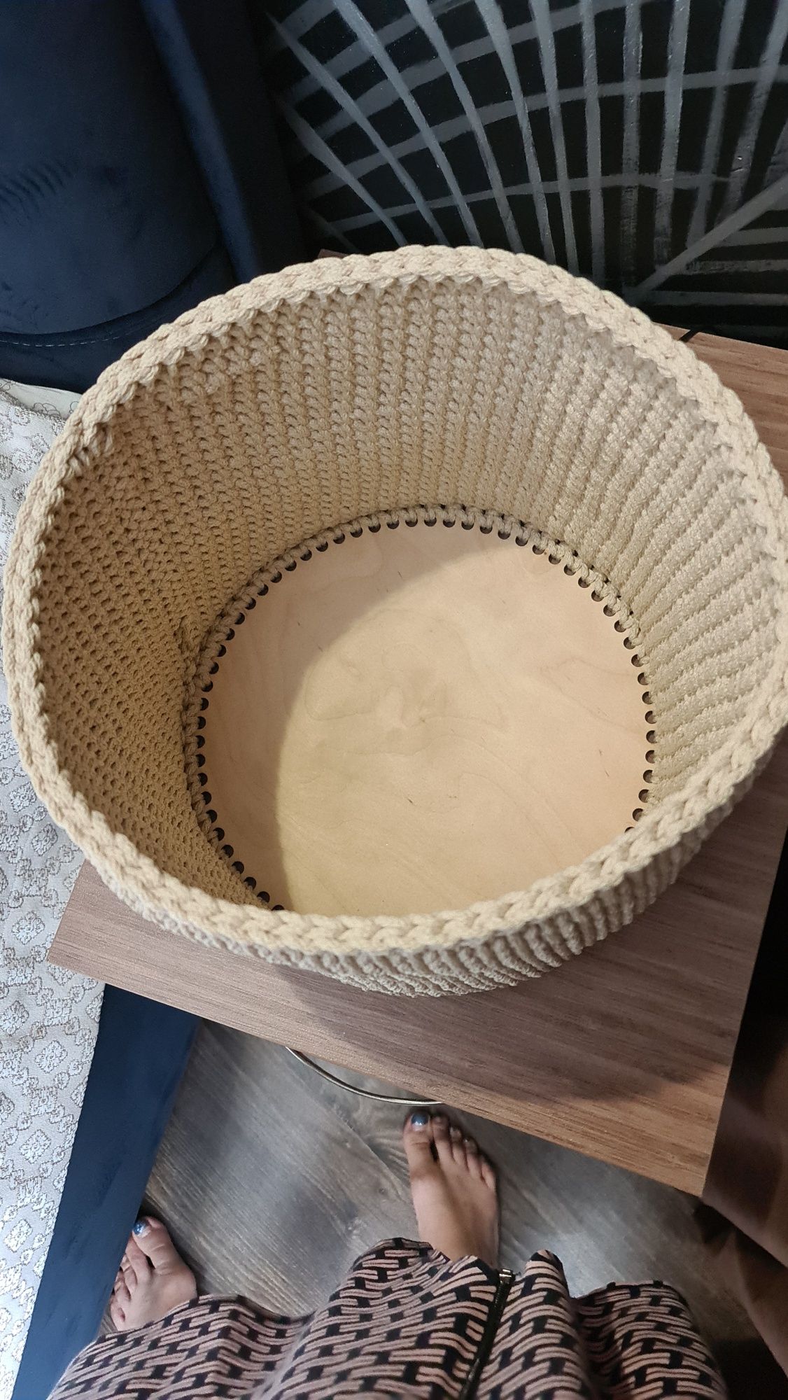 Корзина из  полиэфирного шнура. Подарки