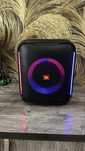 JBL PartyBOX с микрофоном