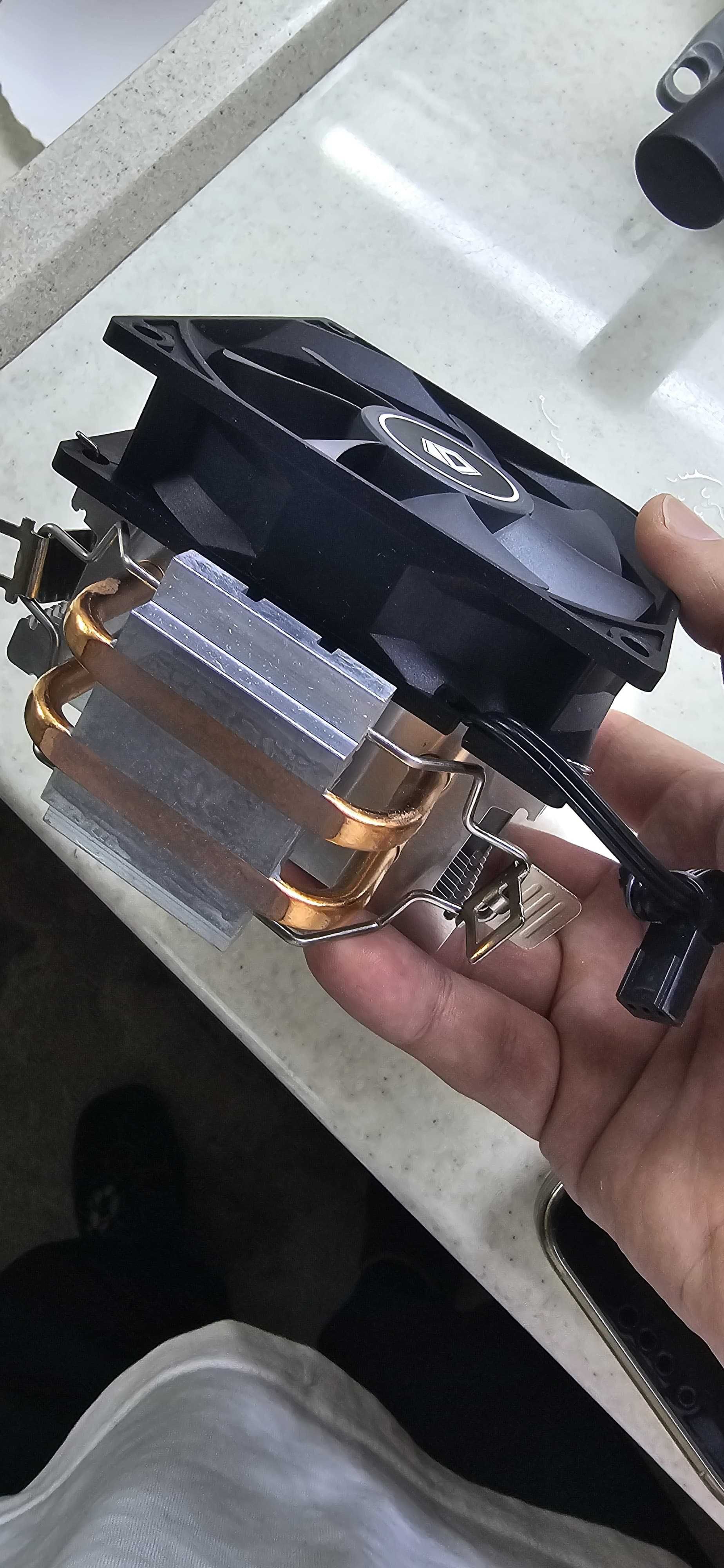 Компьютерный корпус AeroCool CS-105, Black + Кулер ID-Cooling SE-902-S