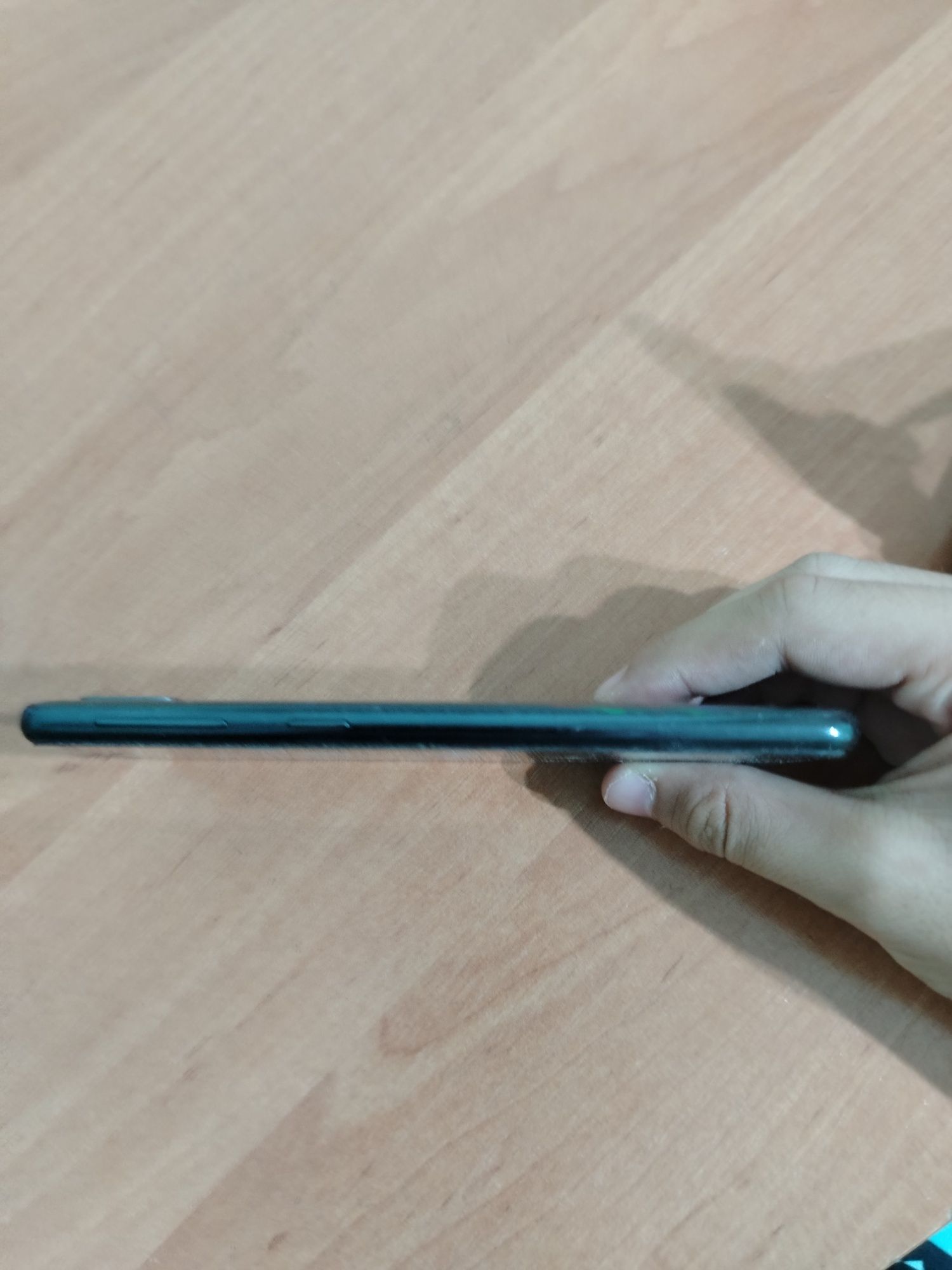 Samsung A40 64Gb в хорошем состоянии