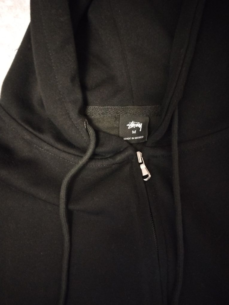Продам кофту Stussy