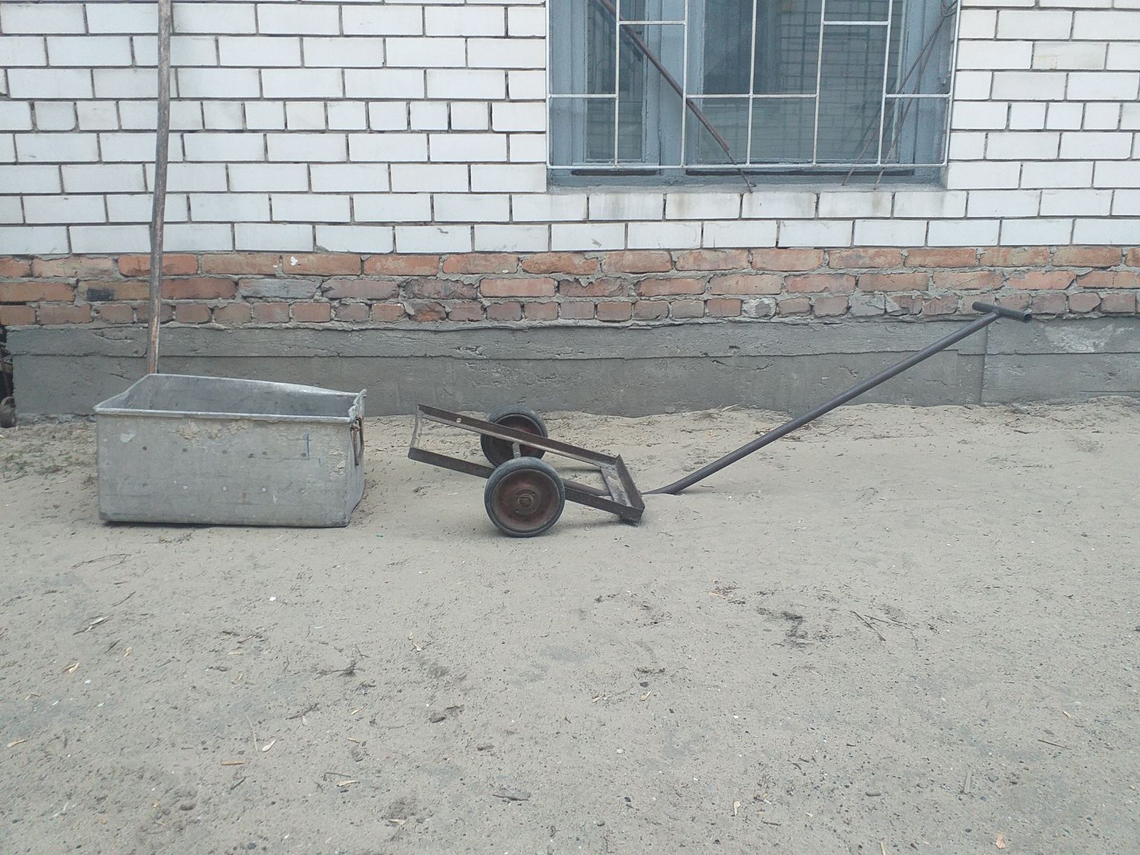 Продам тележку для перевозки грузов.