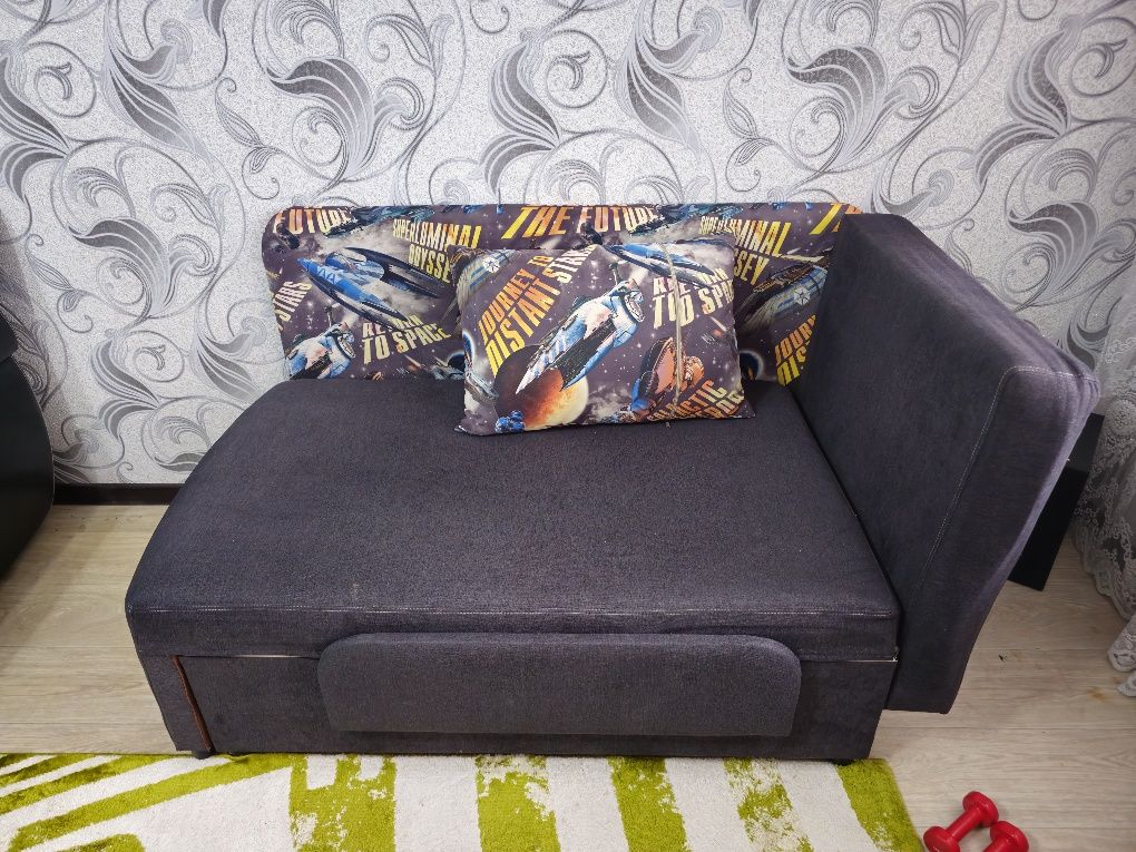 Продам диван детский