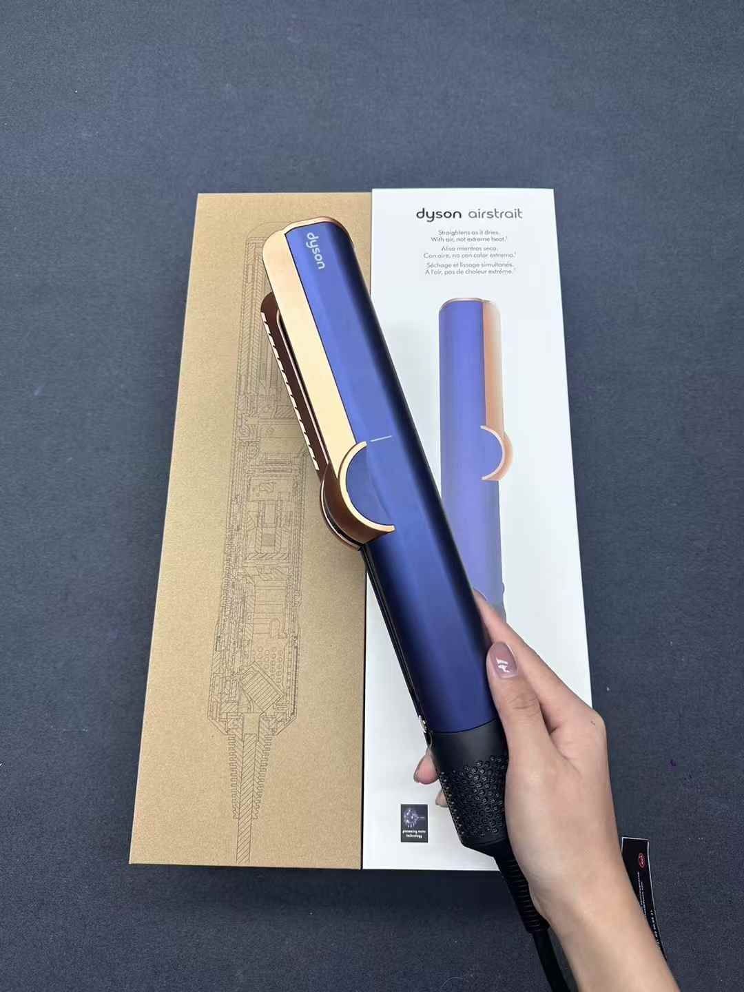 Выпрямитель Dyson airstrait для влажной и сухой укладки- мечта девушек