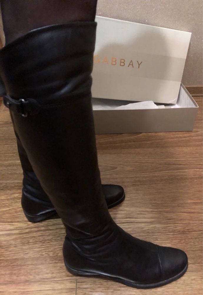 Сапоги зимние из натуральной кожи и меха!Фирма GABBAY