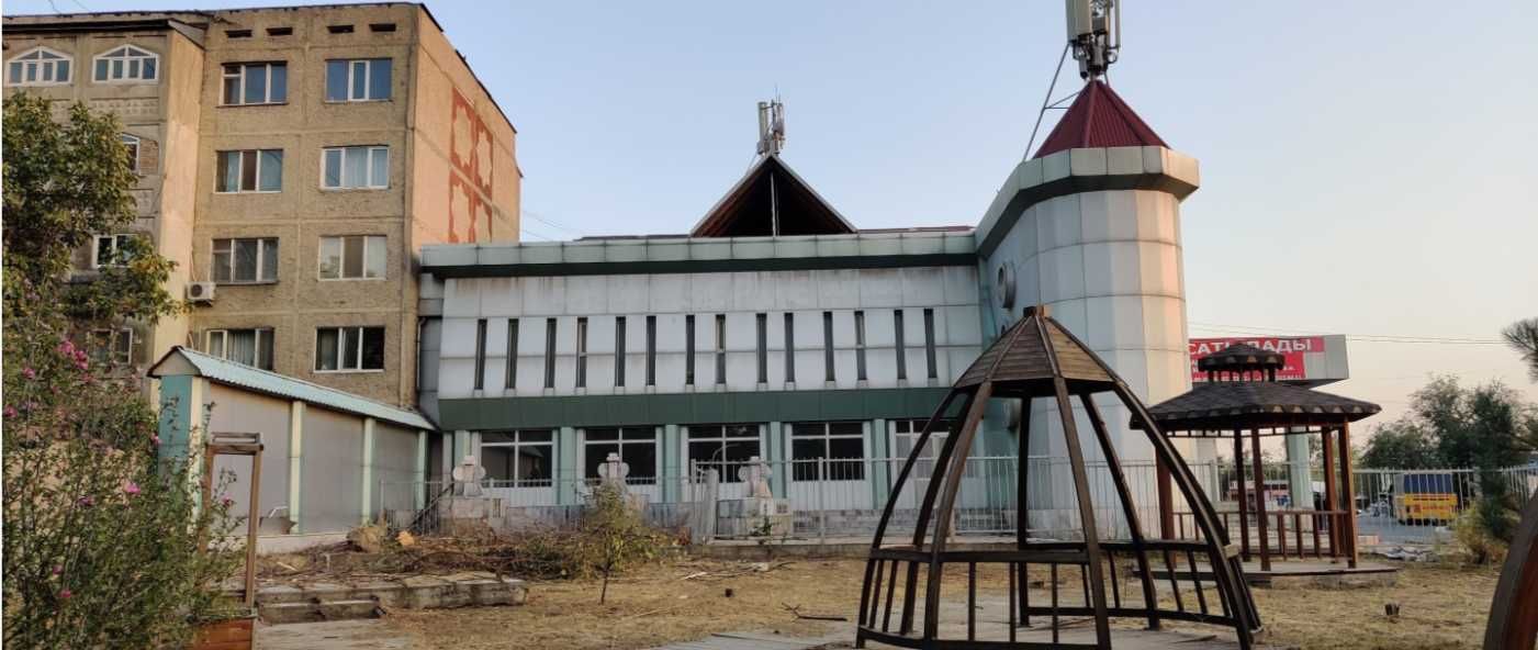 Коммерческое здание у Дархана с участком