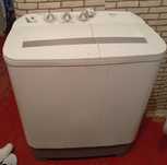 Продам стиральную машинку-полуавтомат.
В рабочем состоянии.
За 15 тыс.