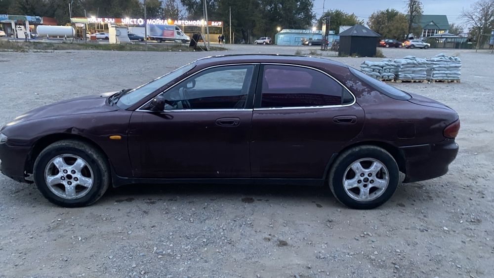 Mazda кседос 6 1995г