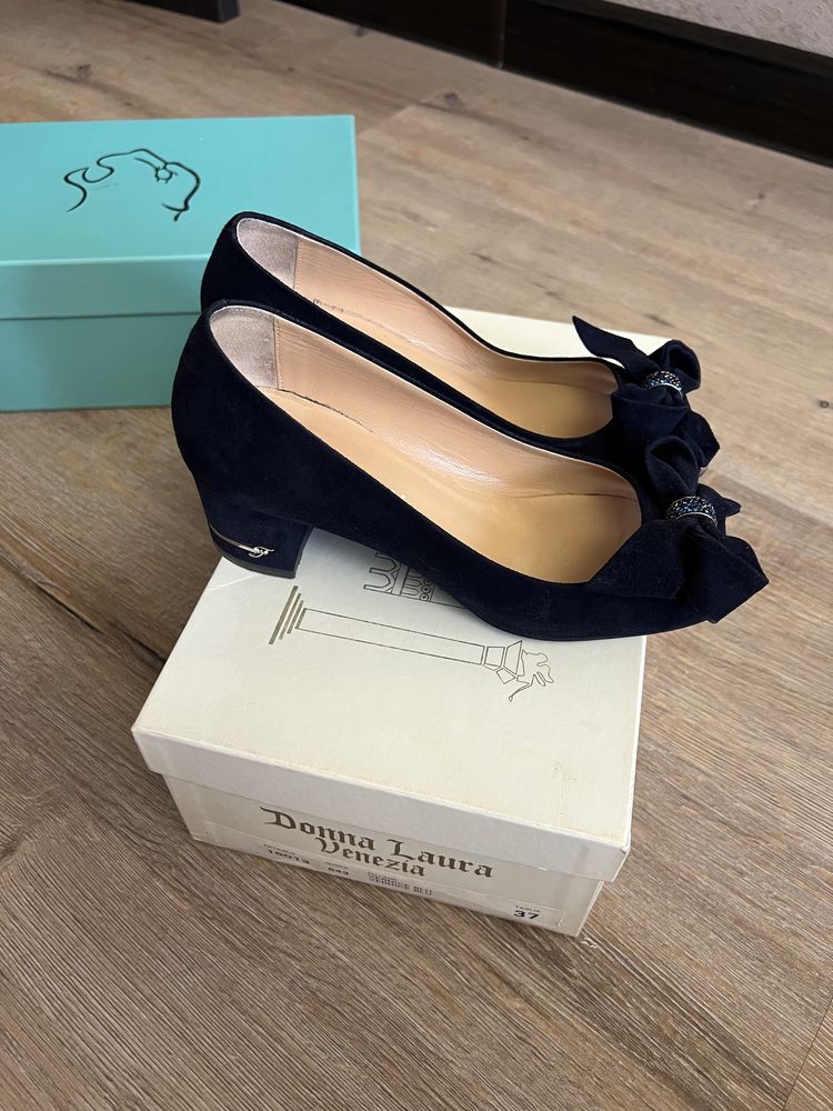 Продам итальянские туфли 35 р-р
