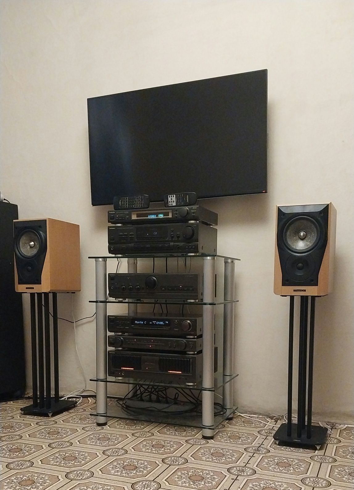 Technics Hi-Fi компоненты на выбор усилитель, CD проигрыватель