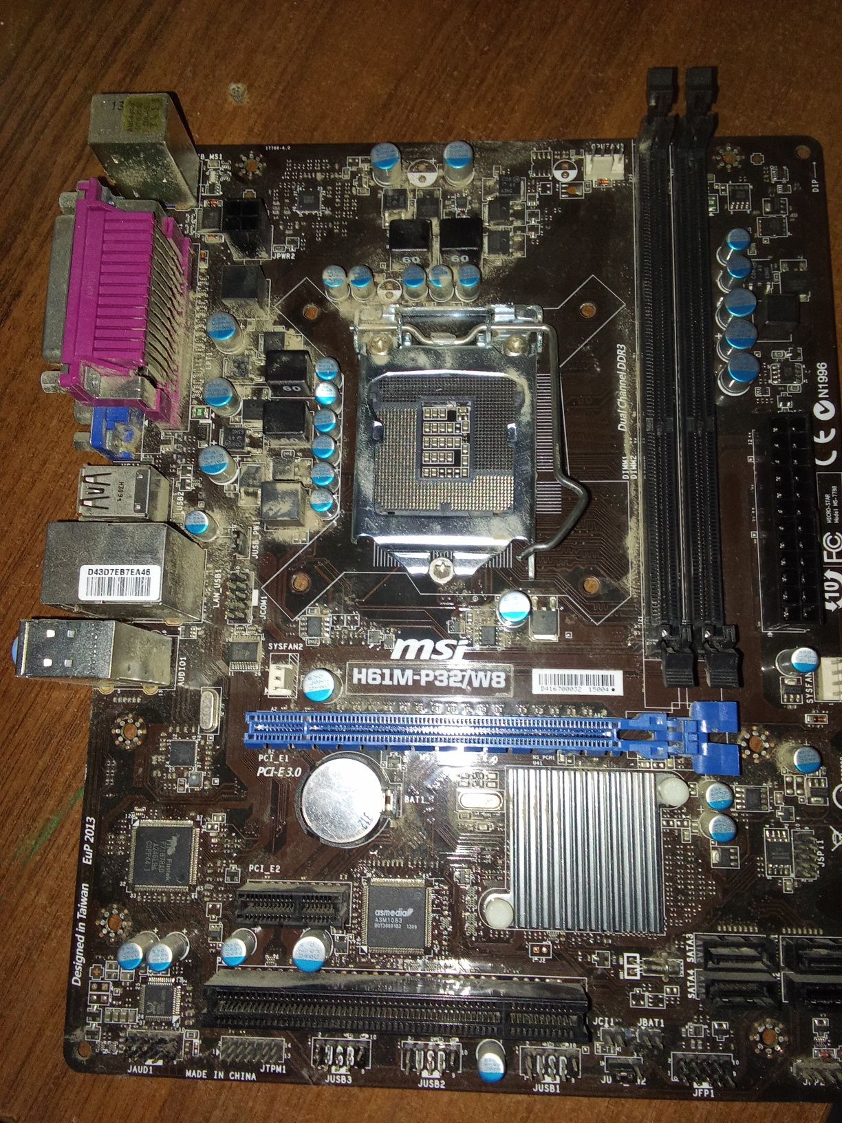 проц i3 3240 + озу 4гб ддр3 + мат плата(сломанные пины power sv)